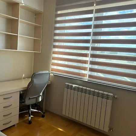 APARTMENT Skopje Apartman *